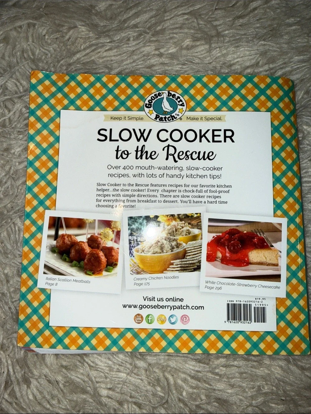 Gooseberry Patch Slow Cooker to the Rescue Cookbook - Teal Accent